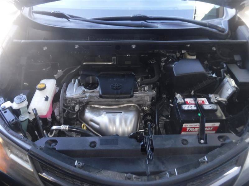Used 2015 Toyota RAV4 LE FWD image 18