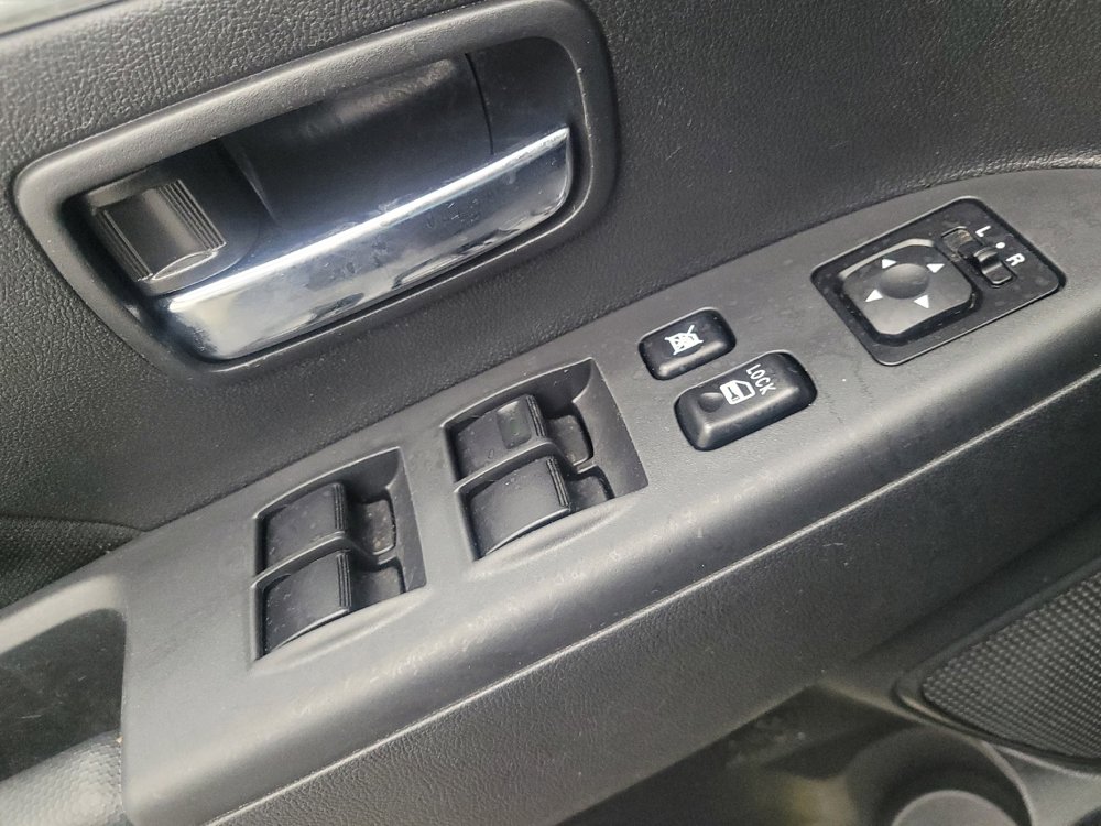 Used 2024 Mitsubishi Outlander Sport AWD image 27