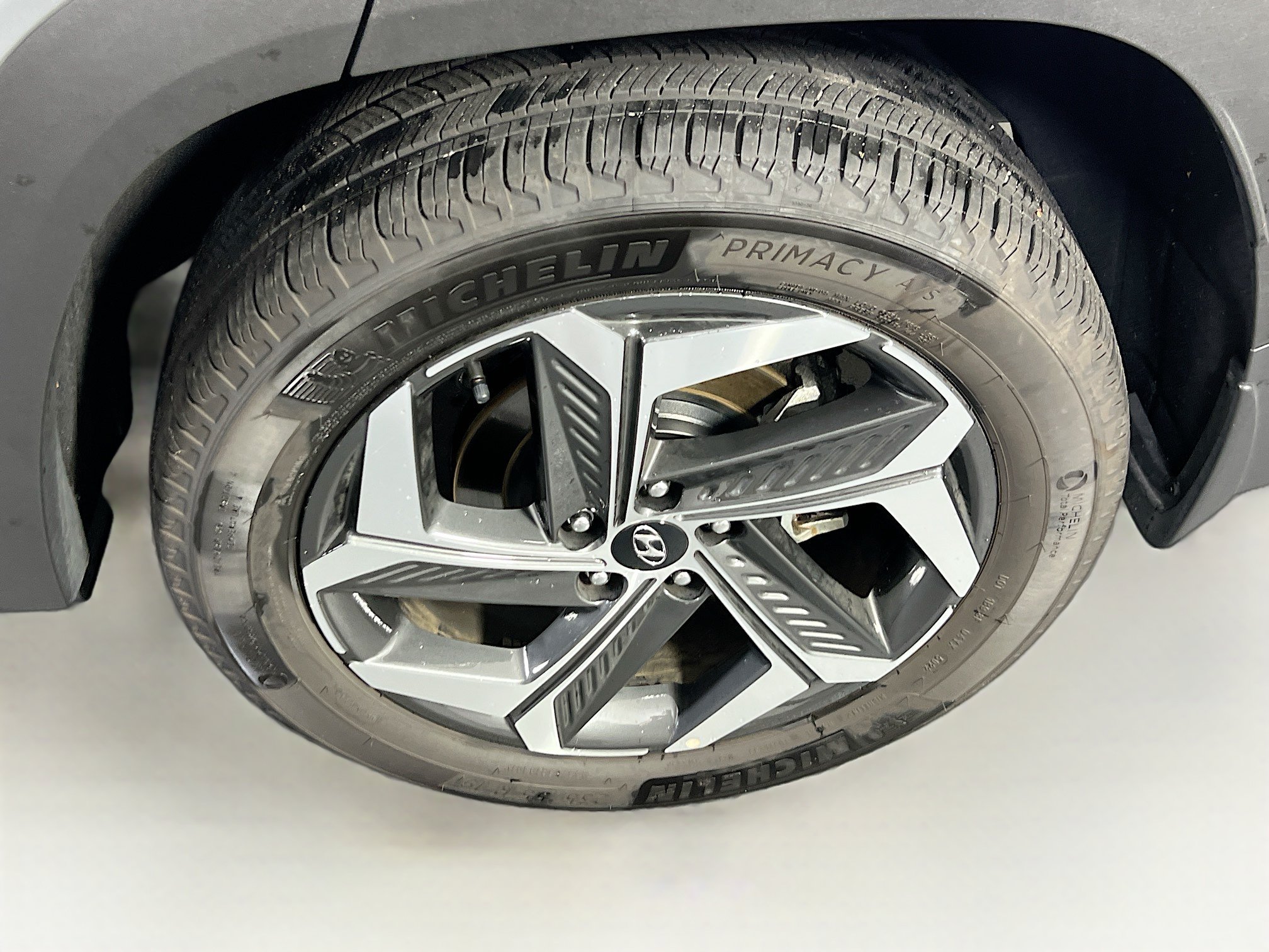 Used 2023 Hyundai Tucson Limited w/ Cargo Package AWD/4WD image 32