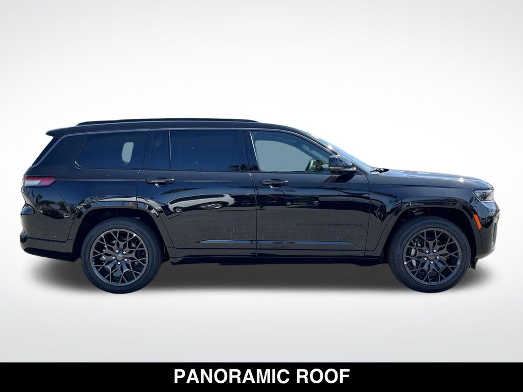 New 2026 Jeep Grand Cherokee L Summit w/ Obsidian Package AWD/4WD image 6