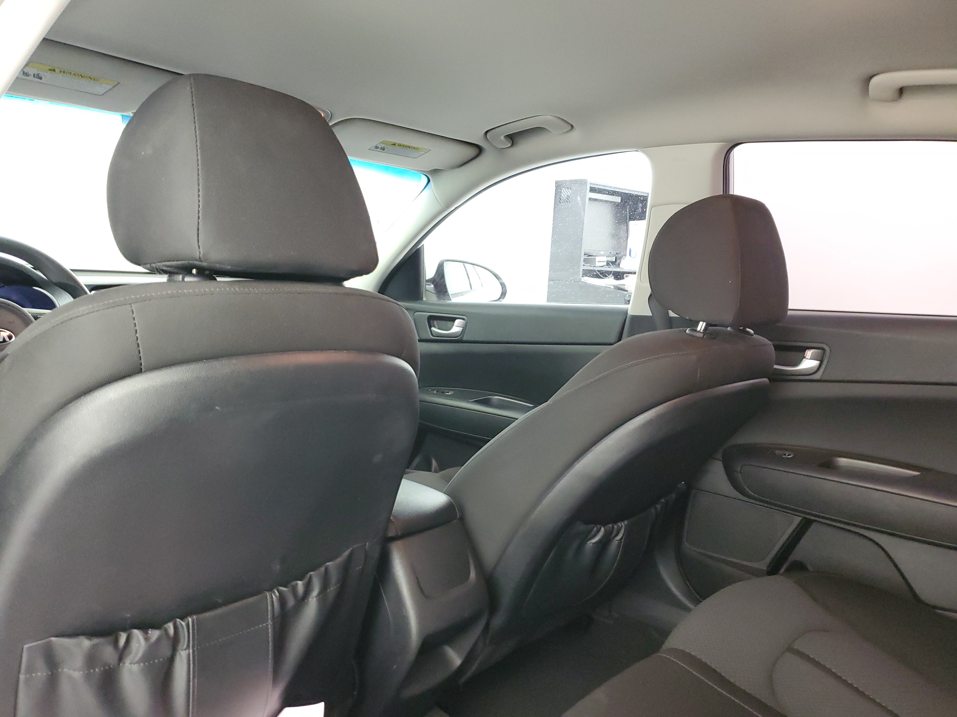 Used 2017 Kia Optima LX FWD image 12