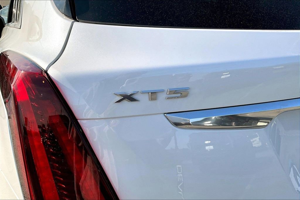 Certified 2025 Cadillac XT5 Luxury image 24