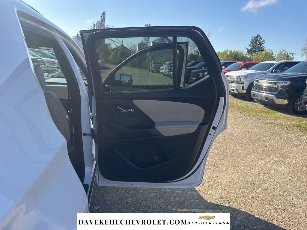 Used 2023 Chevrolet Traverse Premier AWD/4WD image 28