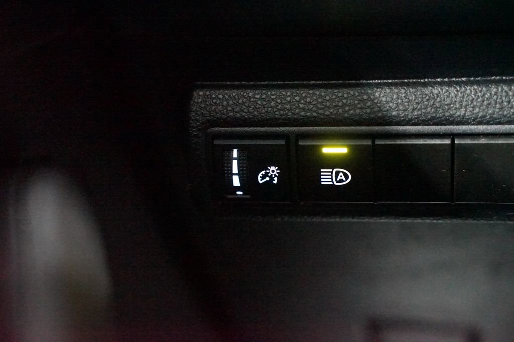 Certified 2024 Toyota Corolla LE image 22