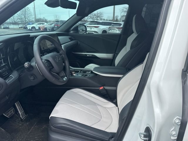 Certified 2026 Lexus TX 500h 500h F SPORT Performance Premi w/ Technology Package image 11