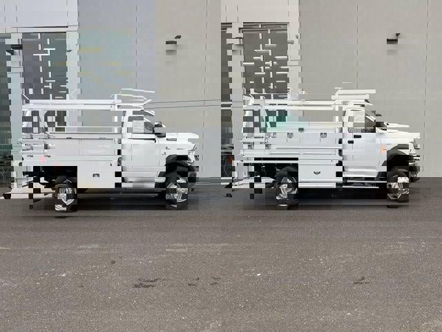 New 2024 RAM 4500 Tradesman image 18