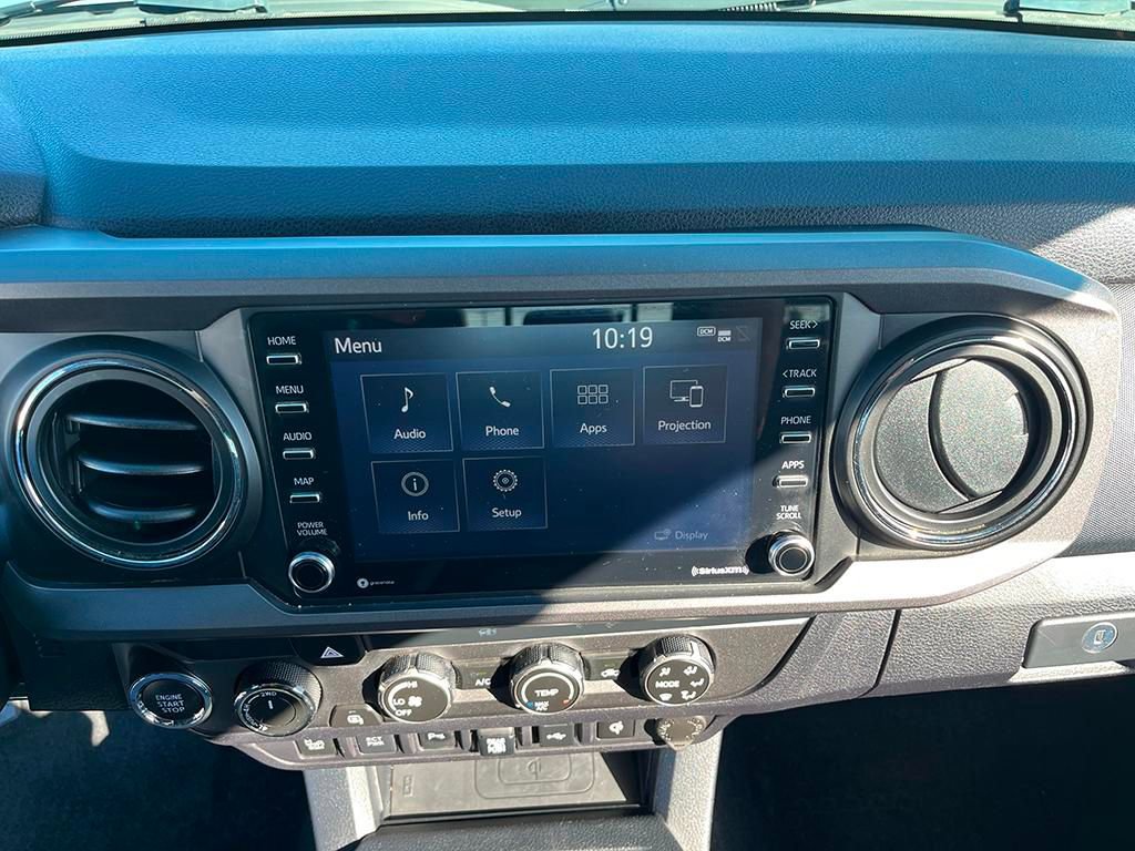 Used 2020 Toyota Tacoma TRD Off-Road image 19