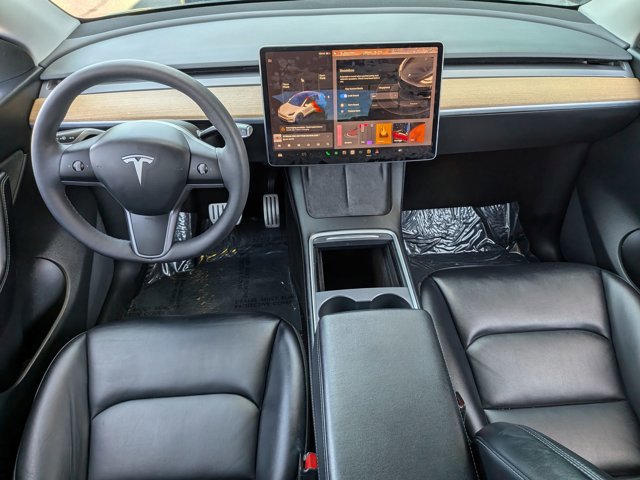 Used 2022 Tesla Model Y Performance AWD/4WD image 17