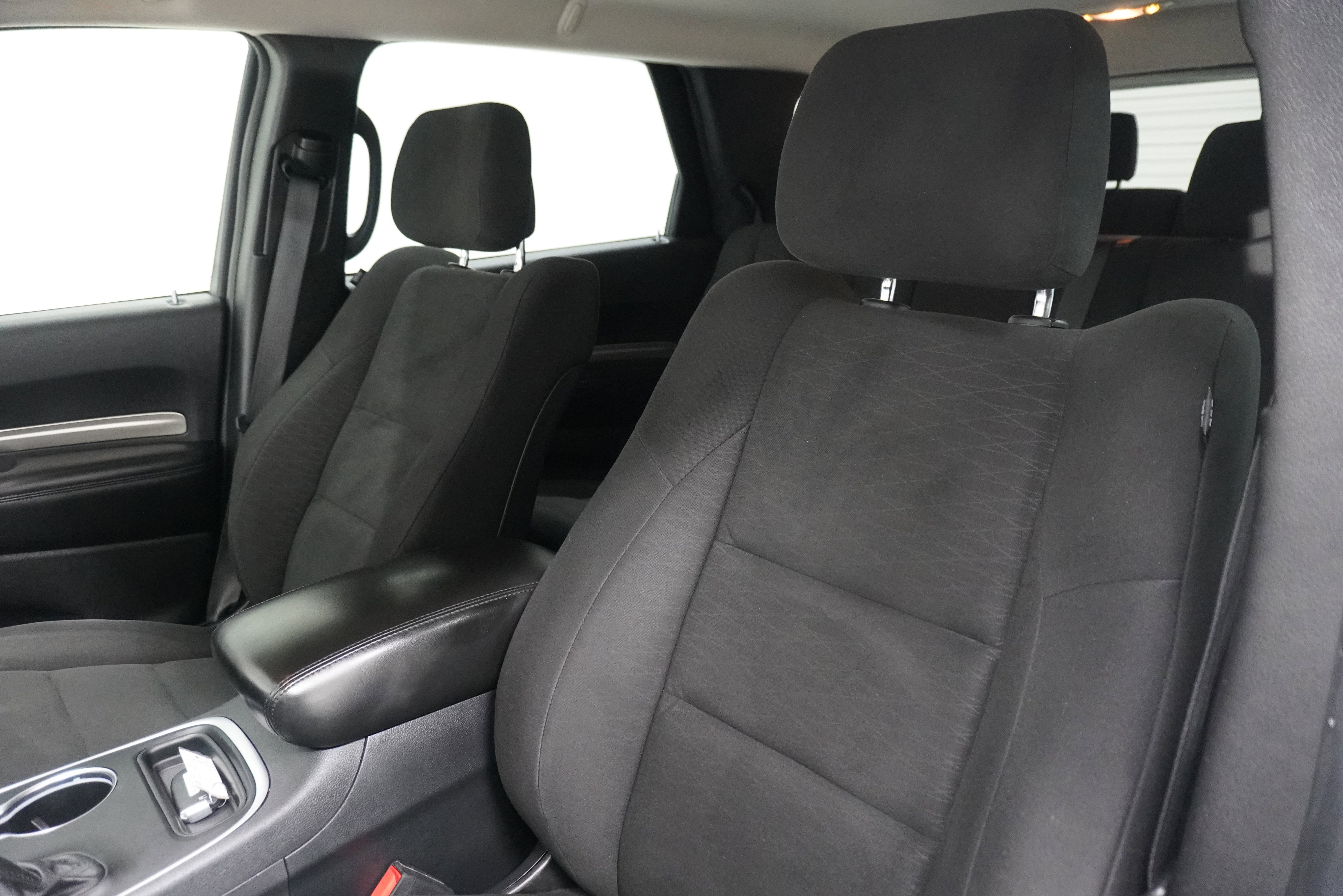 Used 2020 Dodge Durango SXT w/ 3rd Row Seating Group RWD image 11