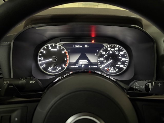 Used 2023 Nissan Rogue SV image 15