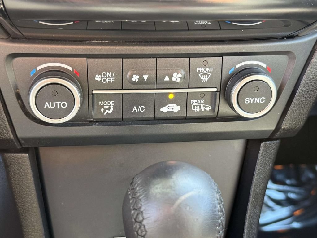 Used 2019 Acura ILX FWD image 21