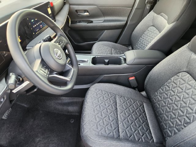 New 2027 Nissan Kicks SV FWD image 12