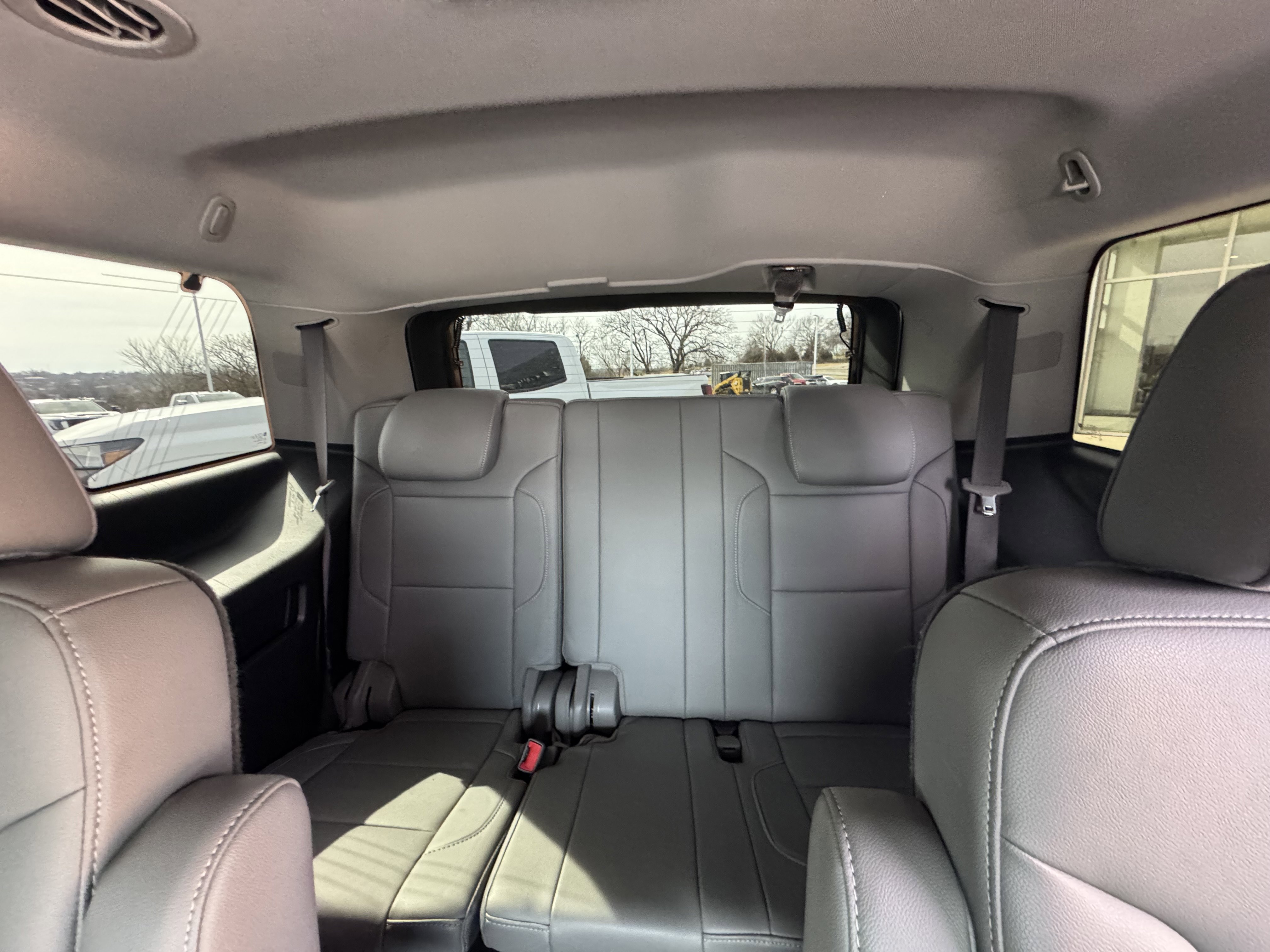 Used 2018 Chevrolet Tahoe LT w/ Luxury Package image 9