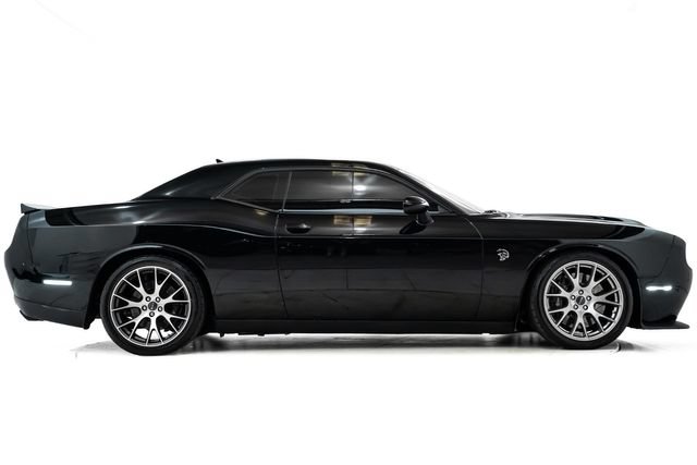 Used 2020 Dodge Challenger SRT Hellcat w/ Plus Package RWD image 4