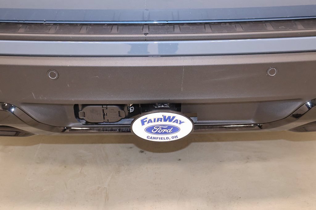 New 2026 Ford Explorer ST-Line w/ ST-Line Street Pack AWD/4WD image 37