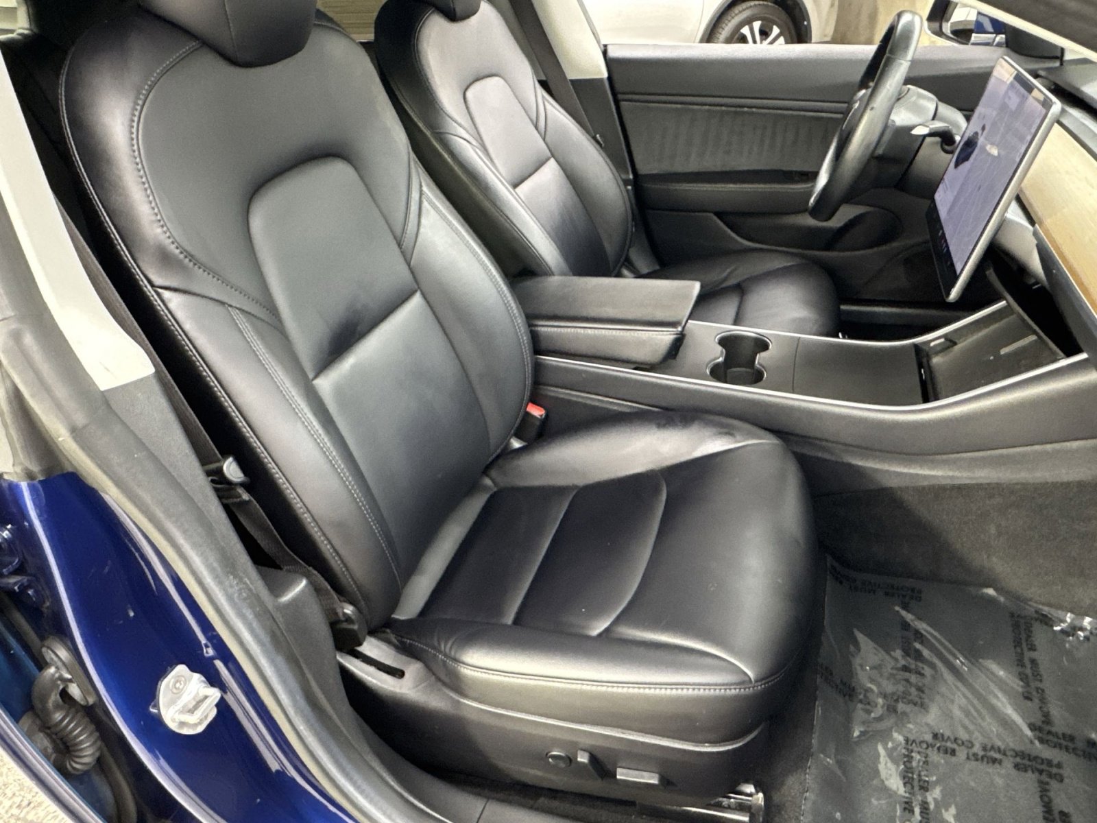 Used 2018 Tesla Model 3 Long Range RWD image 39