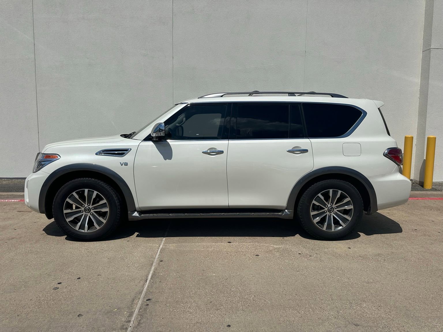 Used 2020 Nissan Armada SL w/ Premium Package RWD image 4