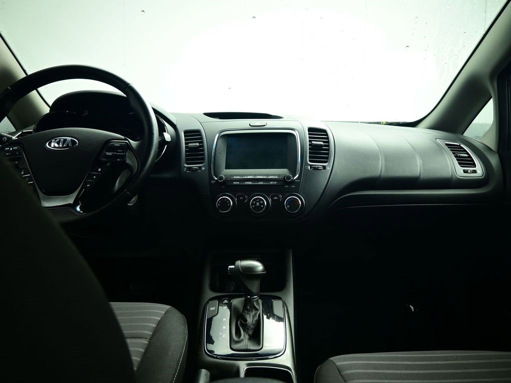 Used 2018 Kia Forte S image 6