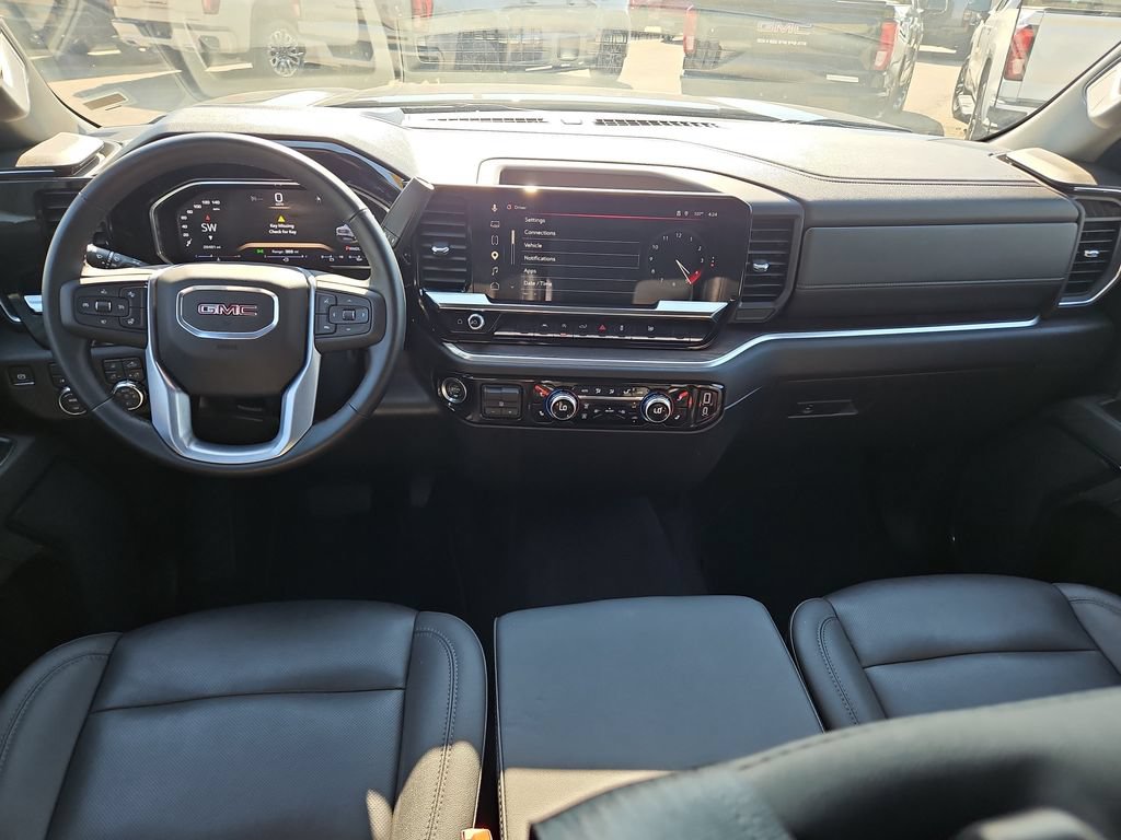 Used 2026 GMC Sierra 1500 SLT AWD/4WD image 9