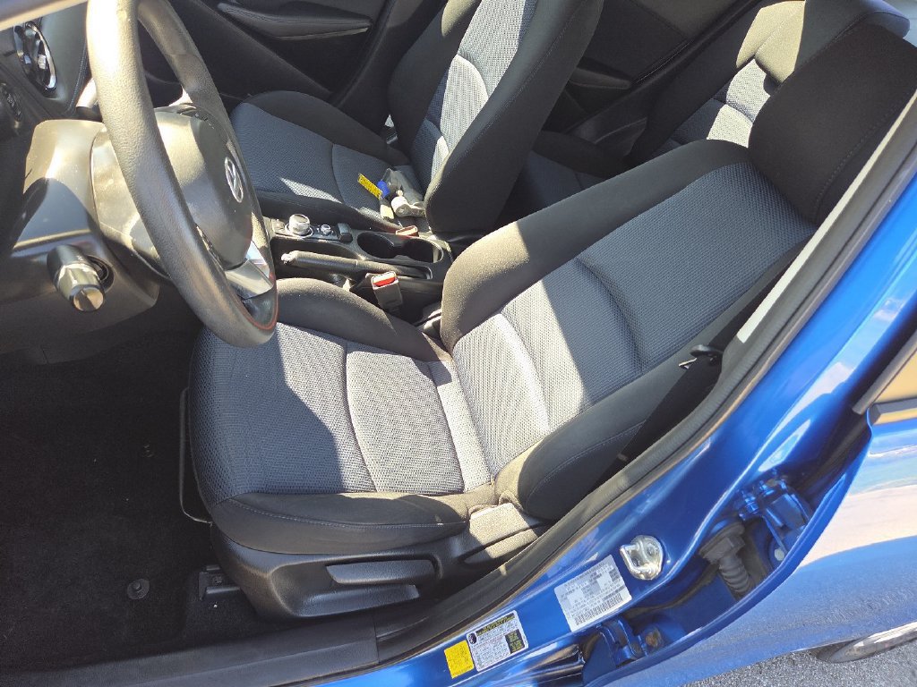 Used 2016 Scion iA FWD image 30