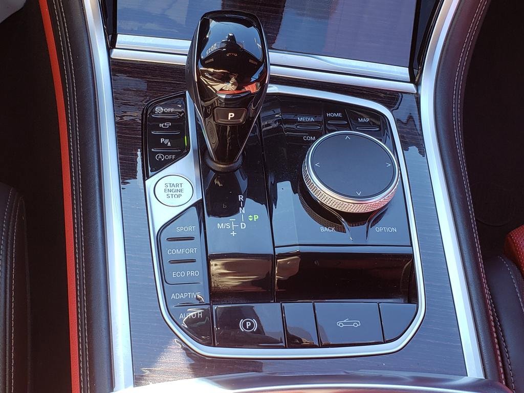 Used 2023 BMW 840i Convertible w/ M Sport Professional Package image 30