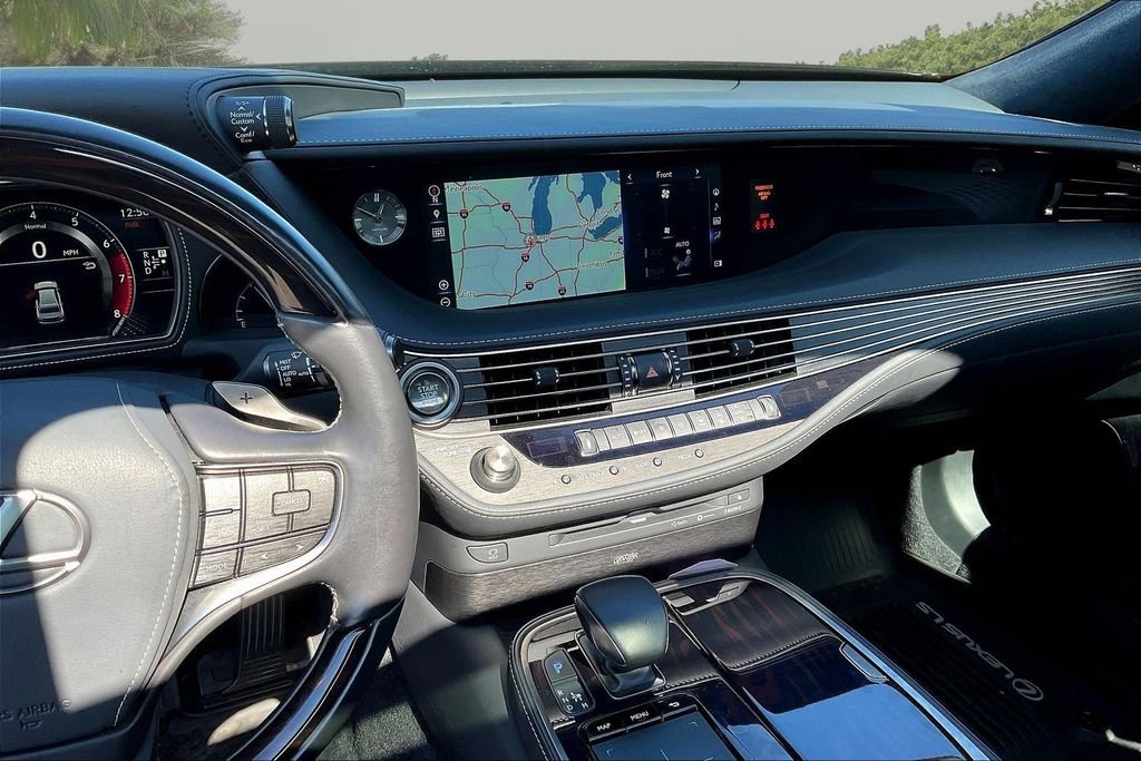Used 2019 Lexus LS 500 AWD w/ Interior Upgrade Package image 9