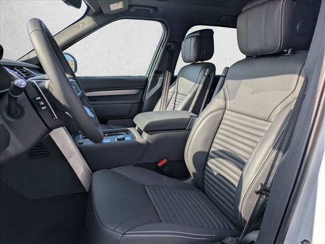 New 2025 Land Rover Discovery Dynamic SE AWD/4WD image 4