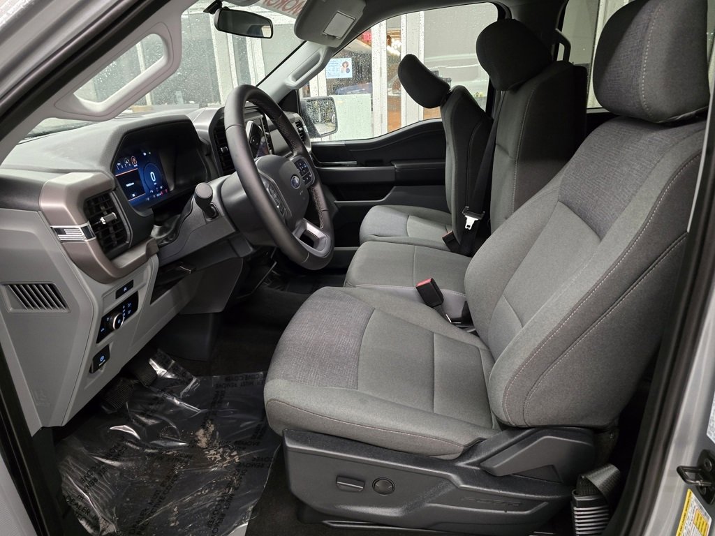 Used 2025 Ford F150 XLT w/ Equipment Group 301A Standard image 18