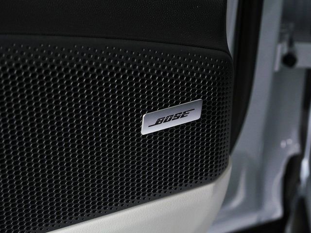 New 2026 Porsche Macan 4S Electric image 7