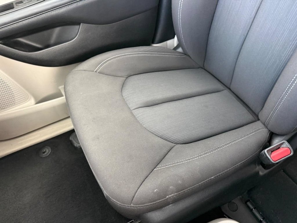 Certified 2023 Chrysler Voyager LX FWD image 20