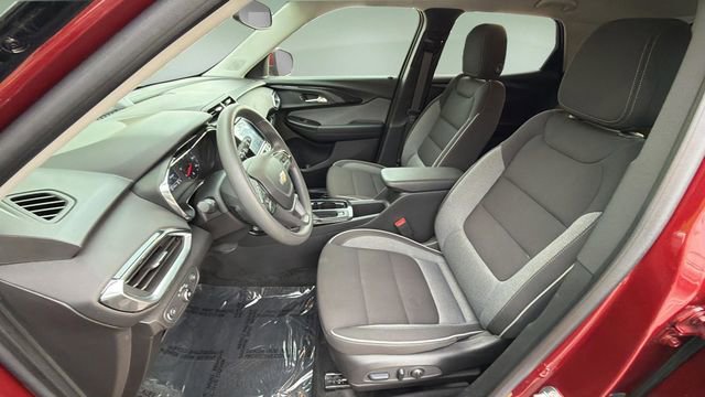 Used 2023 Chevrolet TrailBlazer LT w/ Convenience Package AWD/4WD image 18