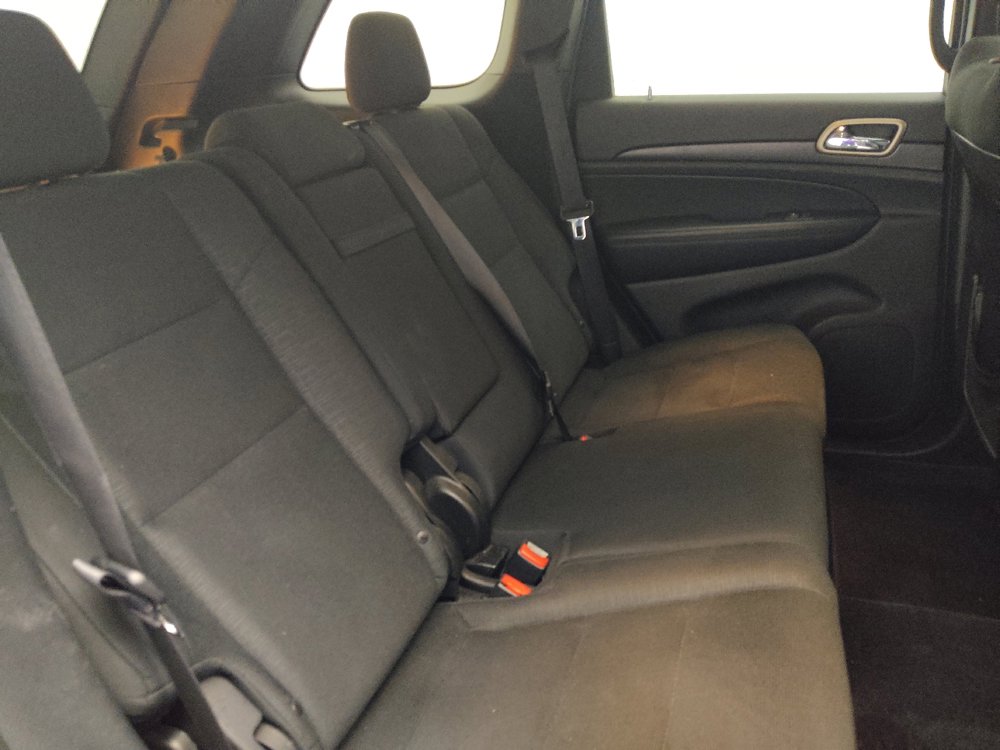 Used 2016 Jeep Grand Cherokee Laredo w/ Quick Order Package 23E image 19