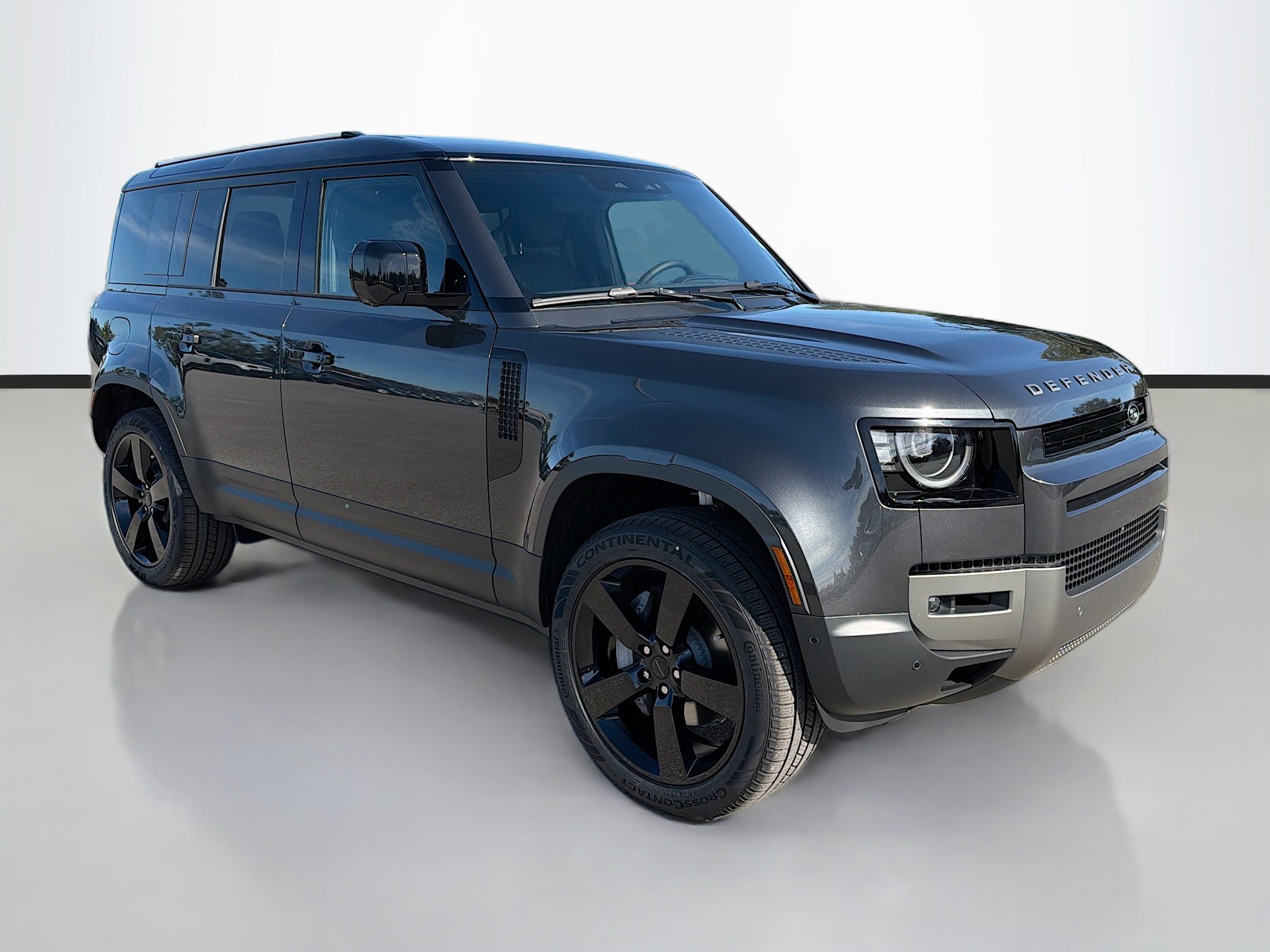 New 2026 Land Rover Defender 110 S image 7