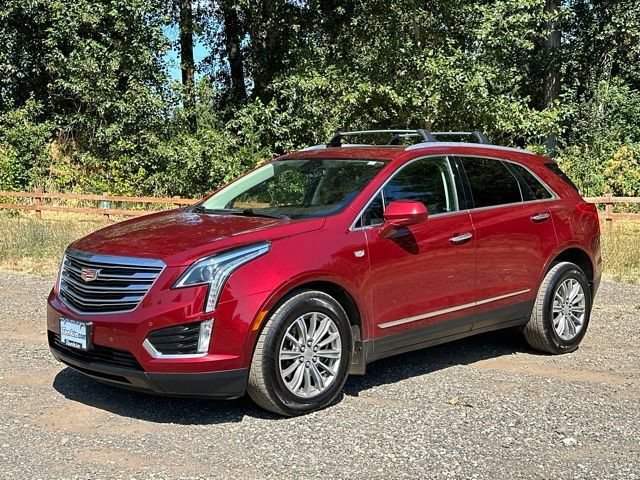Used 2017 Cadillac XT5 Luxury AWD/4WD image 4
