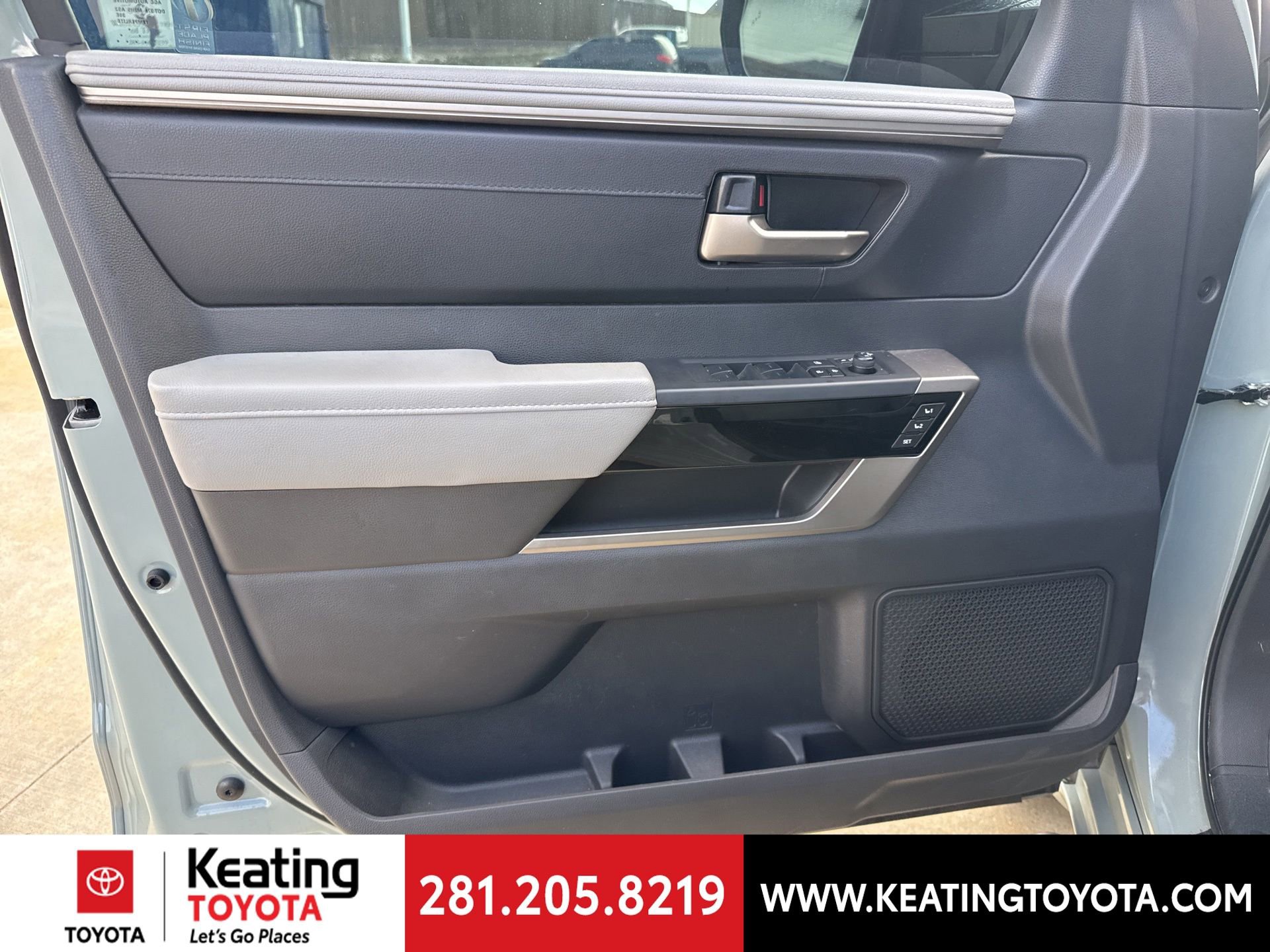 Used 2025 Toyota Tundra Limited image 12