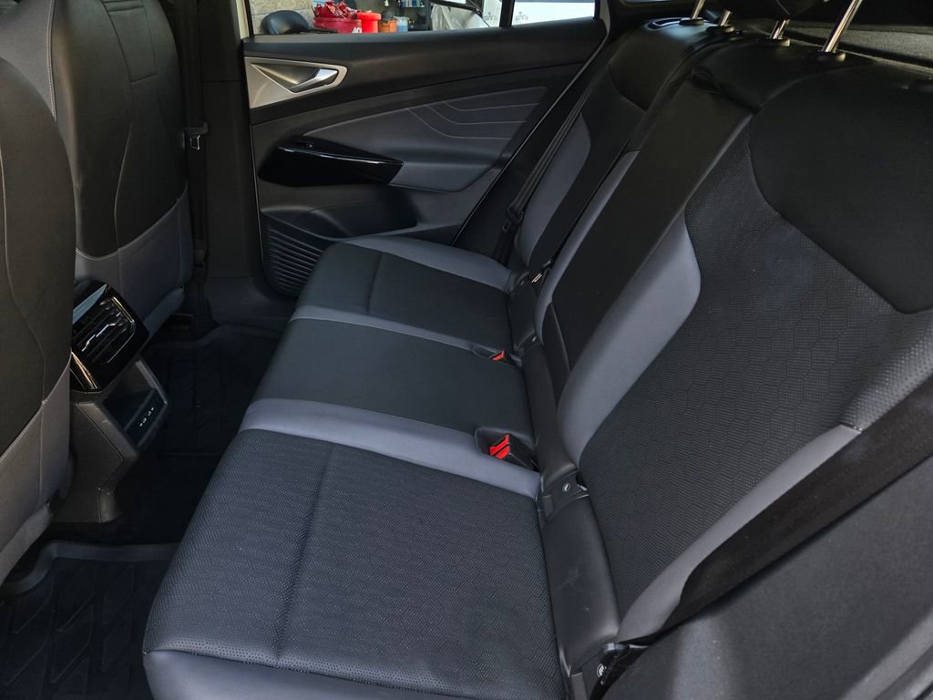 Certified 2023 Volkswagen ID.4 S image 11