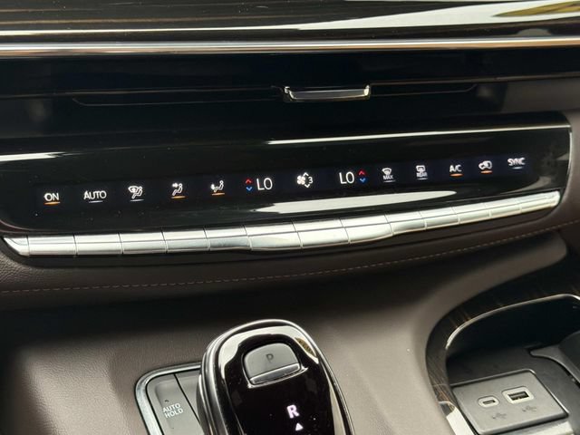 Used 2024 Cadillac Escalade Sport w/ Touring Package AWD/4WD image 36
