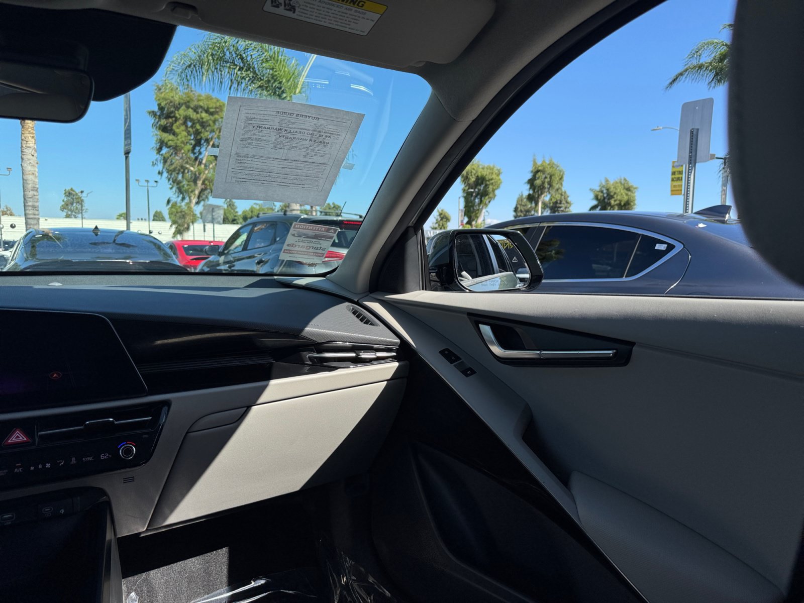 Used 2023 Kia Niro Wind w/ Wind Preserve Package FWD image 21