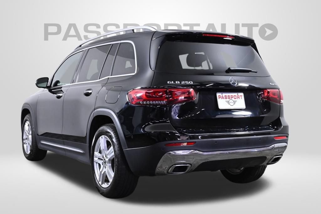 Used 2022 Mercedes-Benz GLB 250 4MATIC image 5