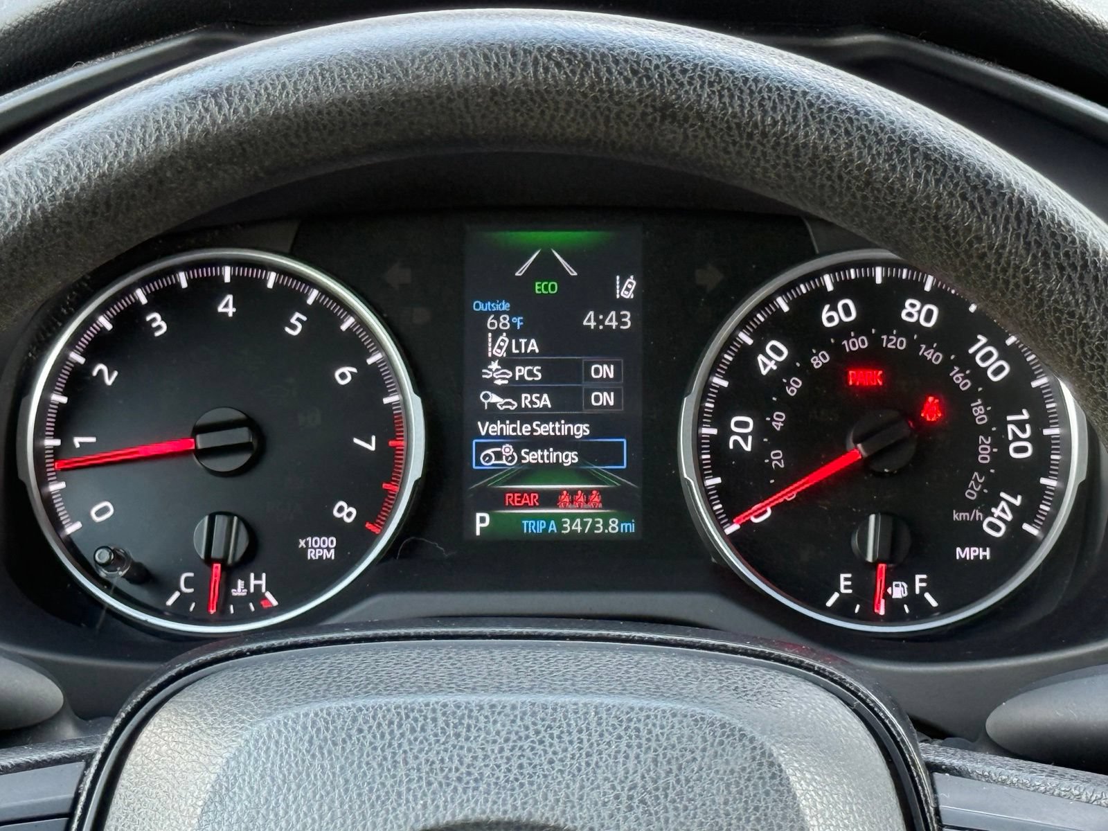 Used 2021 Toyota RAV4 LE AWD/4WD image 29
