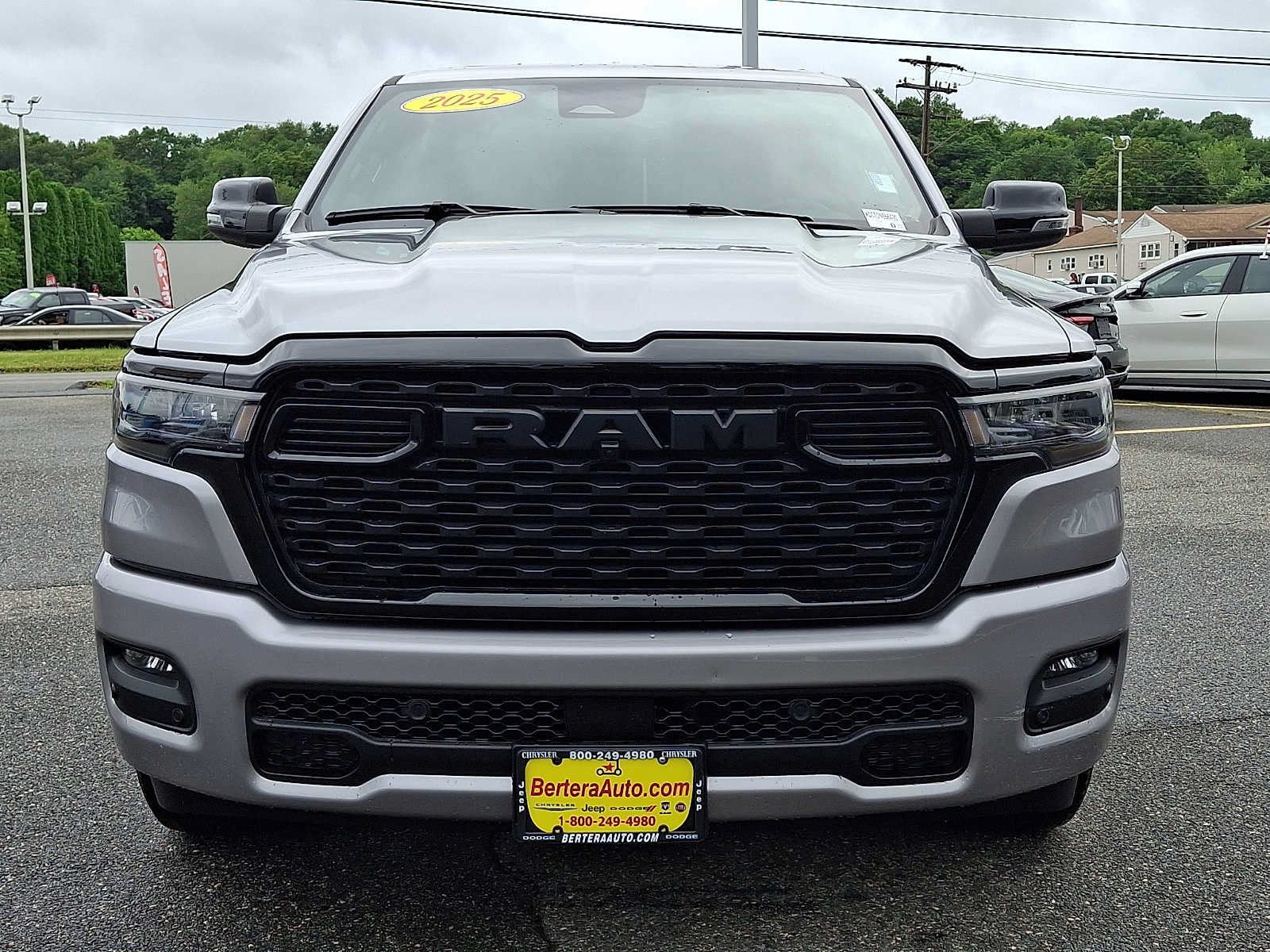 Used 2025 RAM 1500 Big Horn AWD/4WD image 2