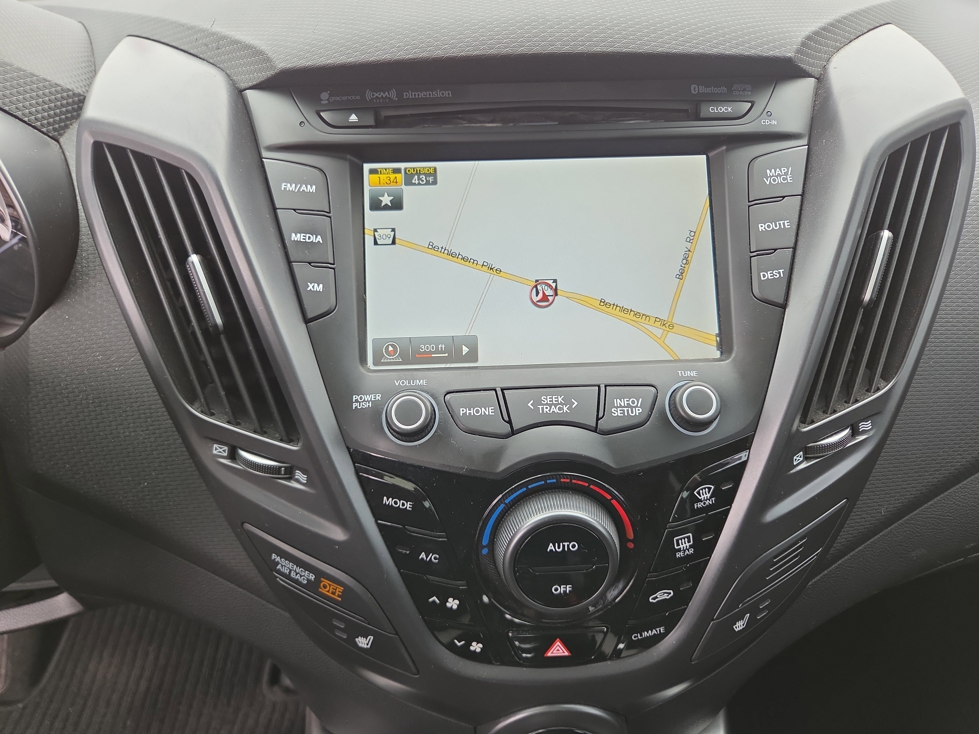 Used 2014 Hyundai Veloster Turbo w/ Turbo Technology Package 04 image 22