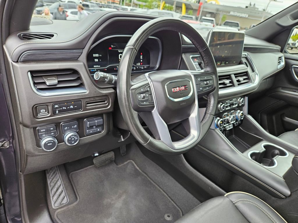 Used 2023 GMC Yukon SLT image 24