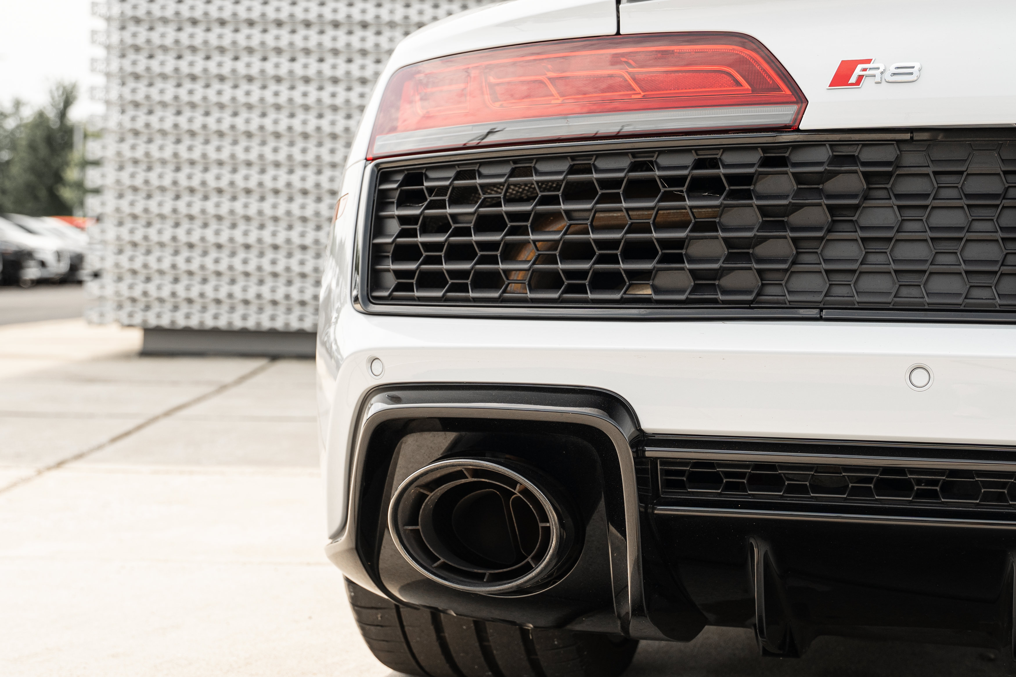 Certified 2023 Audi R8 V10 performance w/ Premium Package RWD image 39
