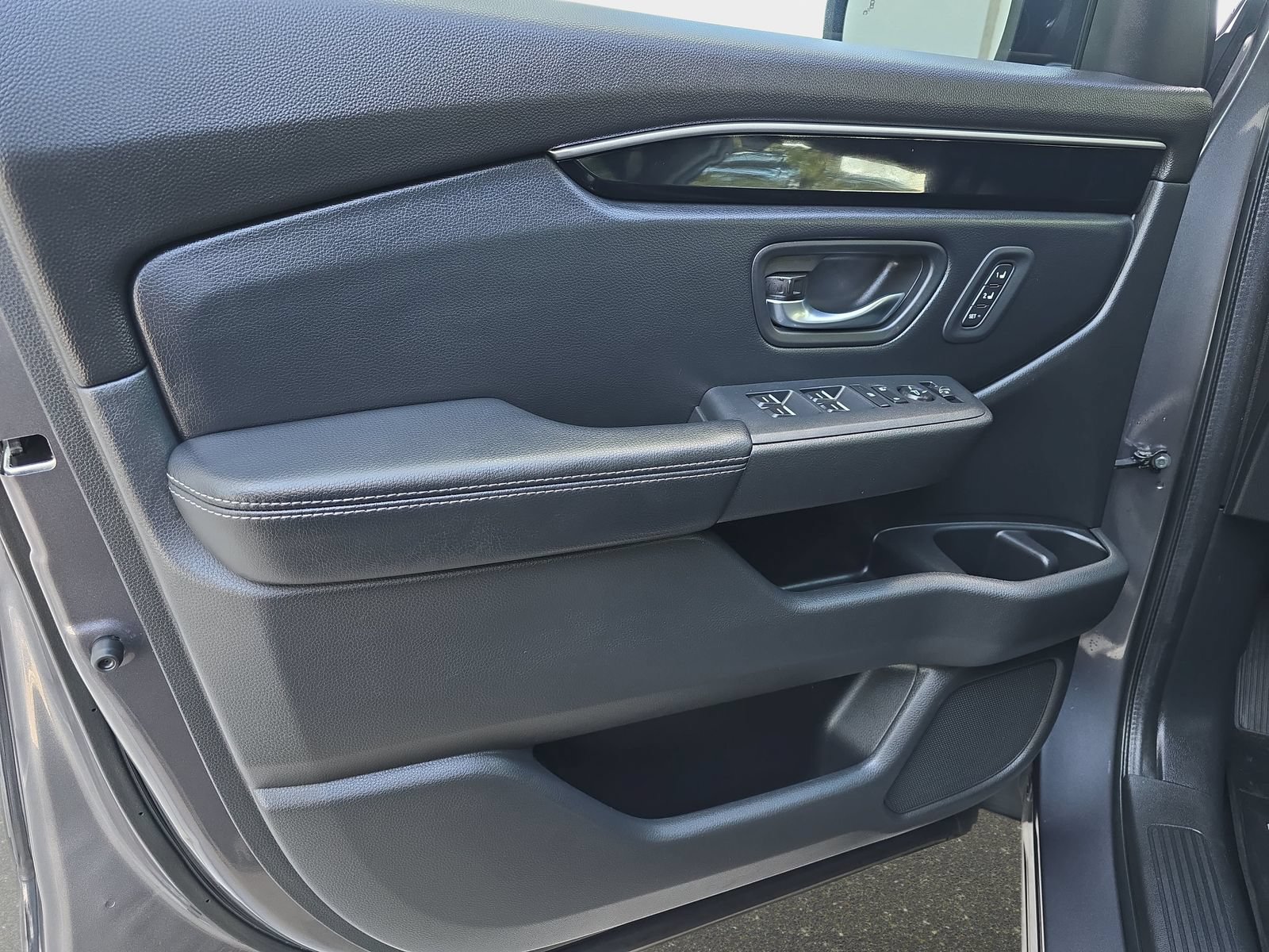Certified 2024 Honda Pilot Touring image 29