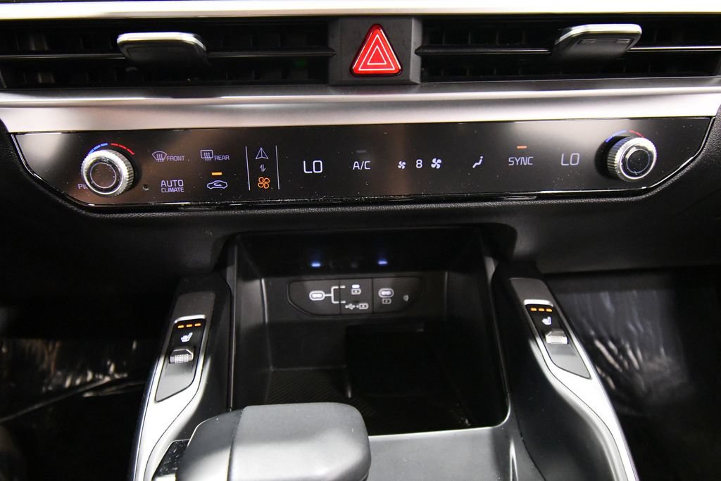 Certified 2024 Kia Sorento S AWD/4WD image 26