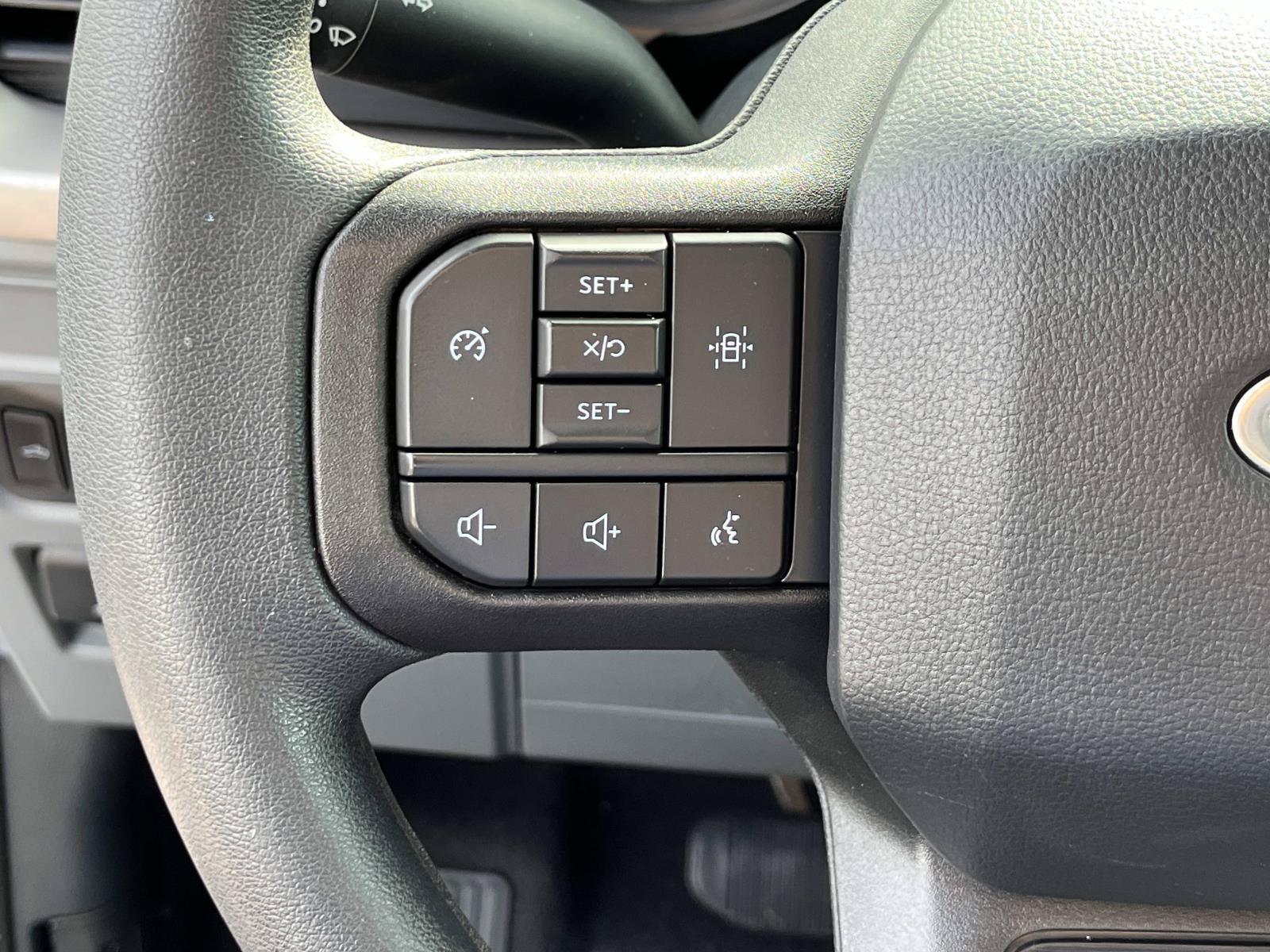 Used 2023 Ford F150 XLT AWD/4WD image 28
