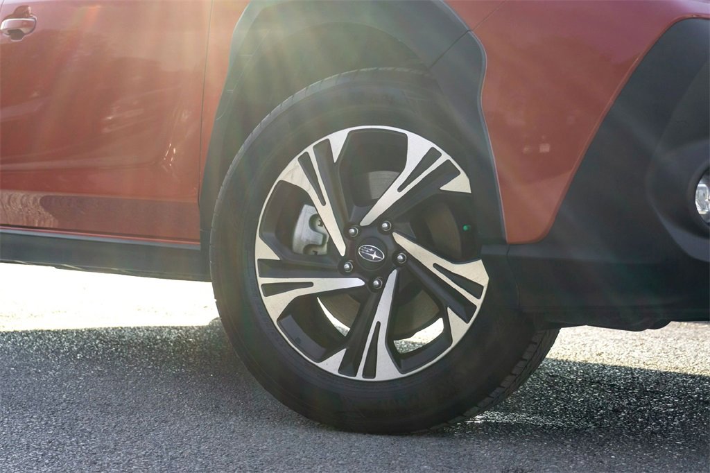 Used 2024 Subaru Crosstrek 2.0i Premium image 2
