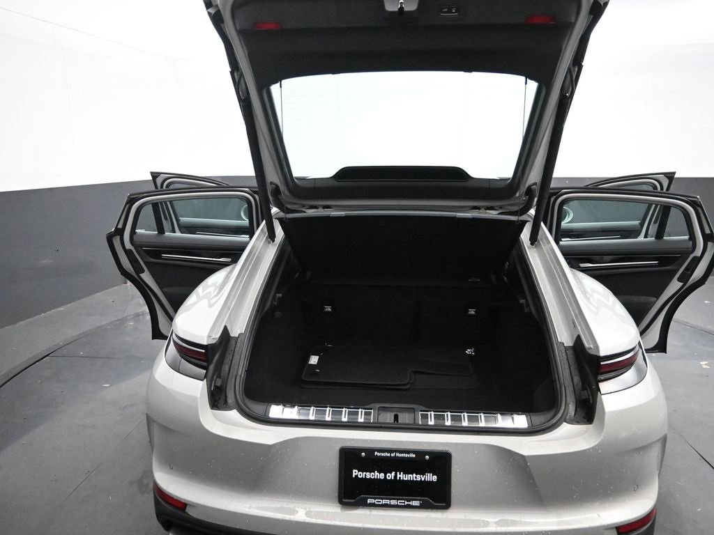 New 2025 Porsche Panamera image 16