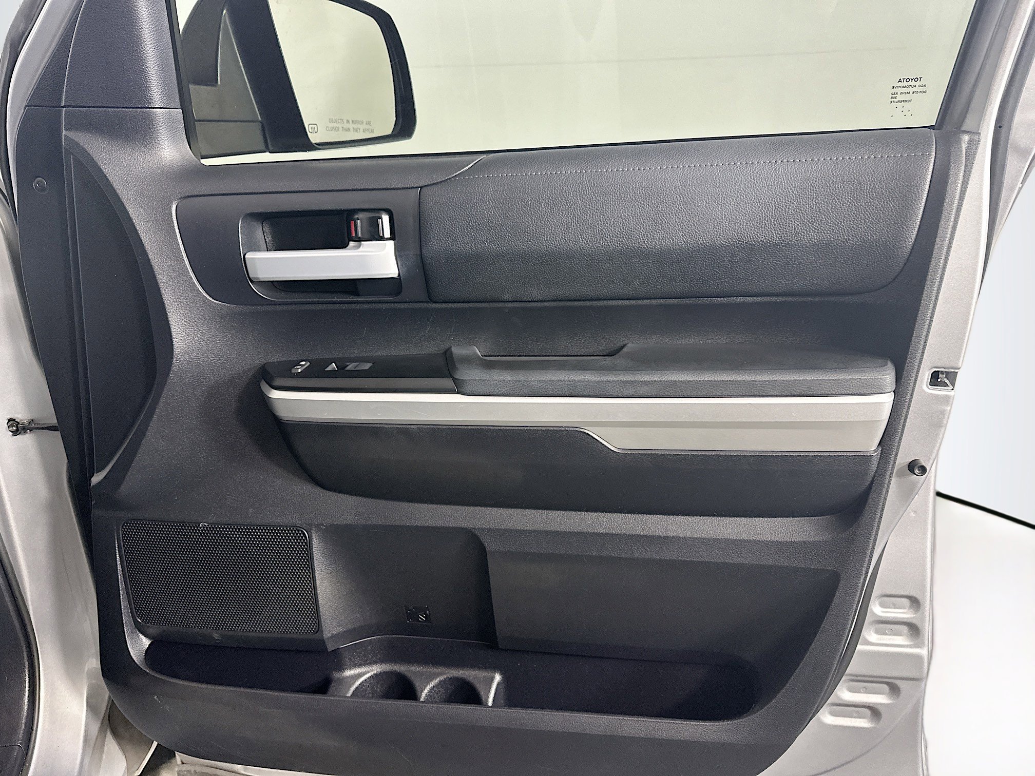 Used 2016 Toyota Tundra SR5 image 31